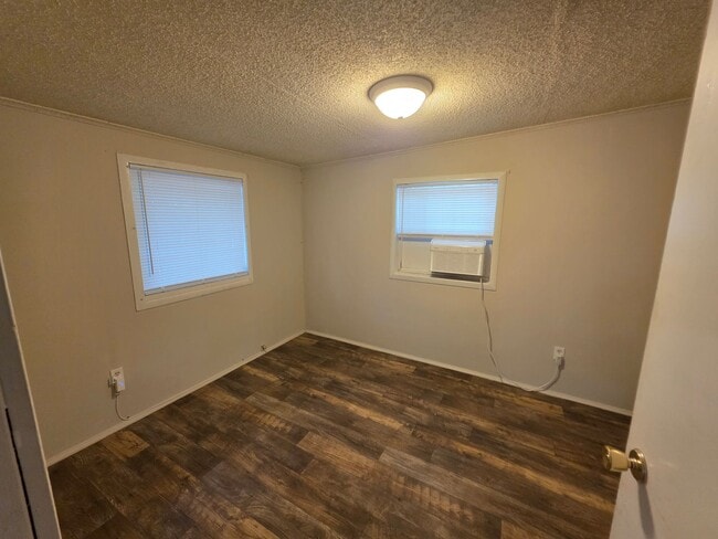 Building Photo - 7942 Lake Geneva Ln