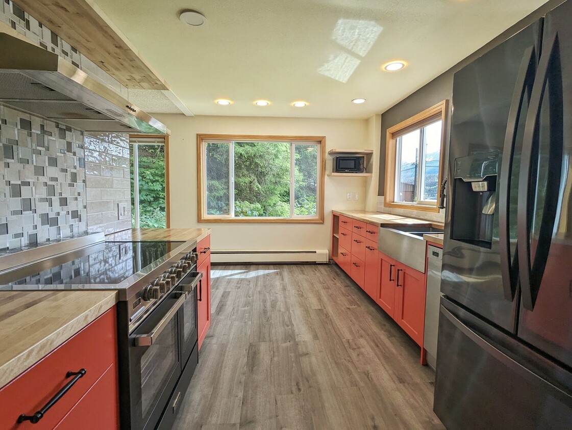 Primary Photo - Channel View Aurora Arms Condo, Unfurished...