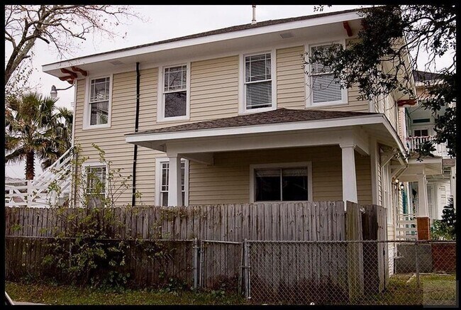 Building Photo - 2728 Avenue L