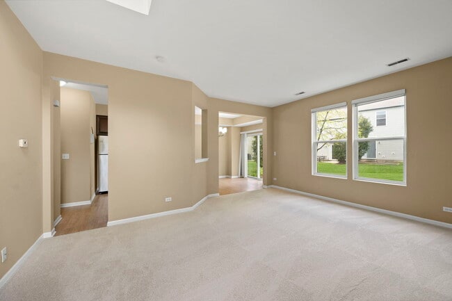 Foto del edificio - 3158 Ollerton Ave
