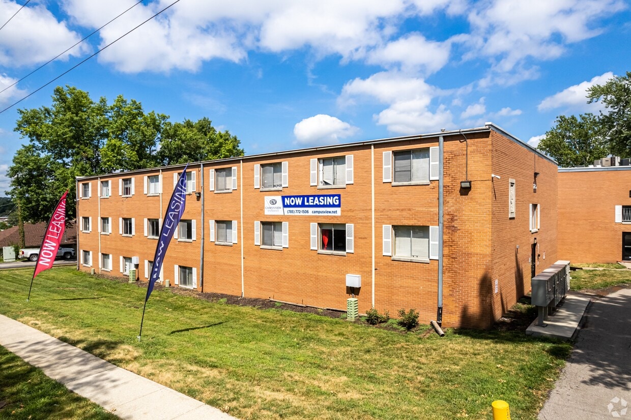 Campus View Apartments Apartments 2350 Ridge Ct Lawrence, KS