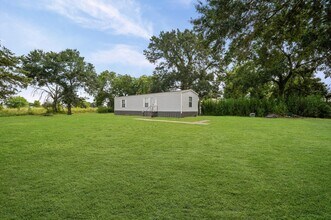 Building Photo - 423 Silliman St