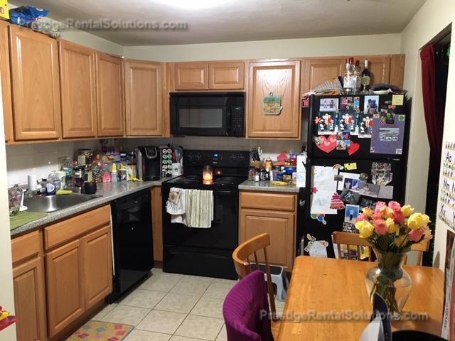 Foto principal - 750 Central St