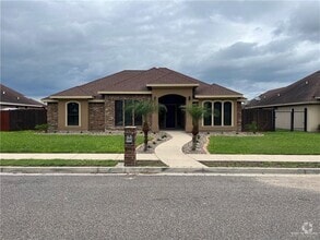 Building Photo - 3012 La Puerta Ave