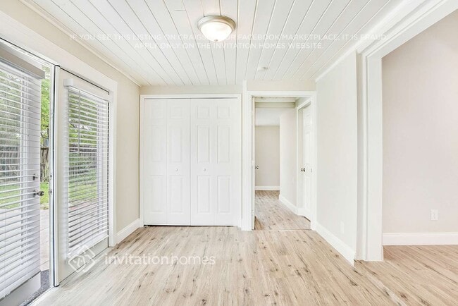 Building Photo - 6226 Dahlia Dr