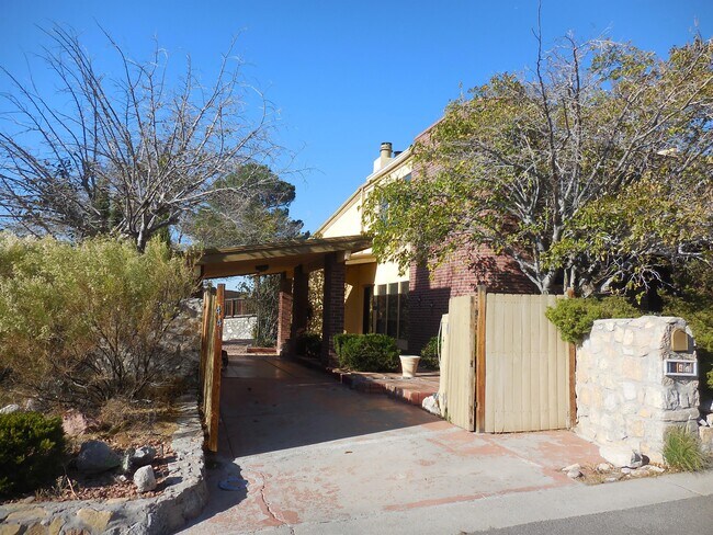 Foto del edificio - 441 Irondale Dr