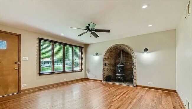 Front Entrance W Electric Fireplace - 7100 Birch St