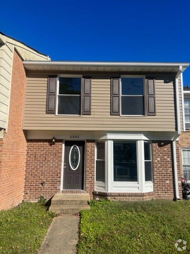 Building Photo - 5382 Leicester Ct