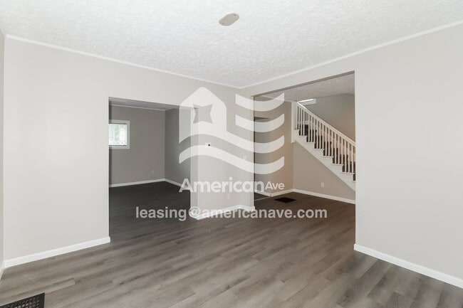 Foto del edificio - 1014 Benham Ct