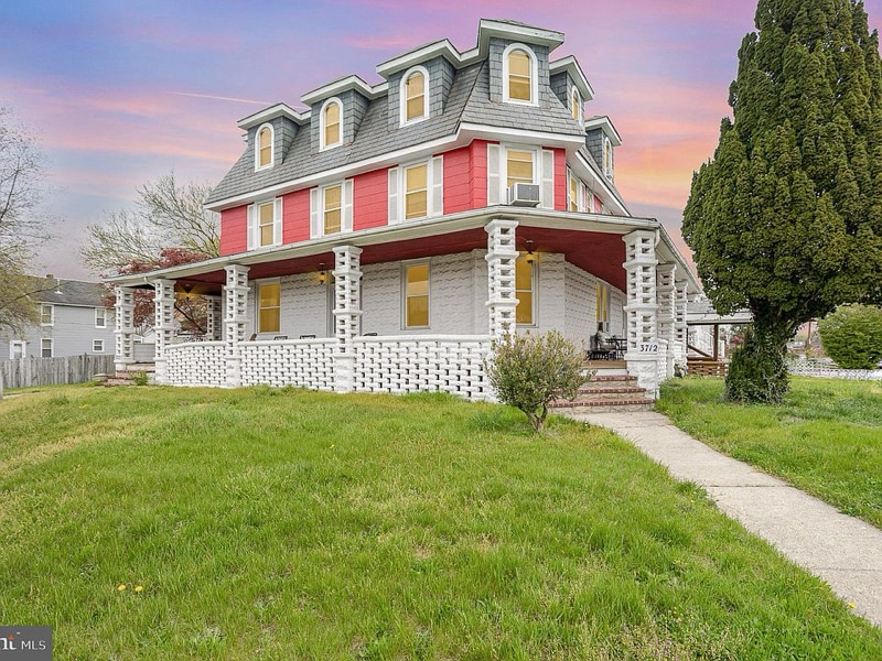 Primary Photo - 3712 Parkside Dr