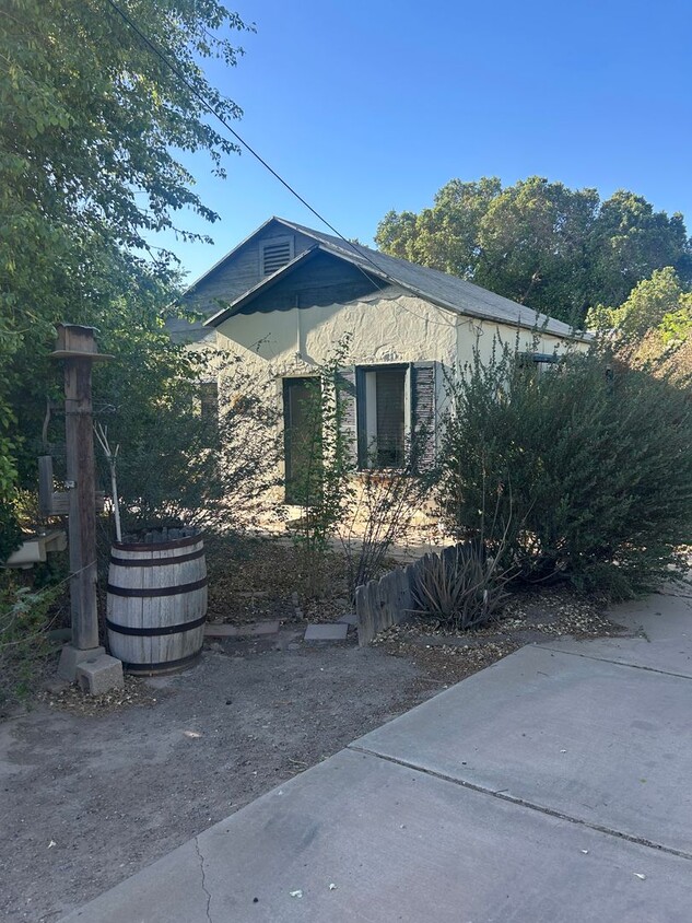 Primary Photo - PECAN GROVE GARDENS