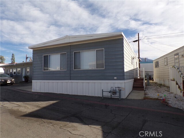 Foto del edificio - 34445 Yucaipa Blvd