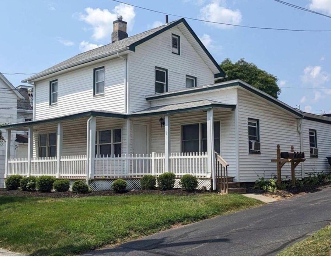 Primary Photo - 11 Franklin Ave