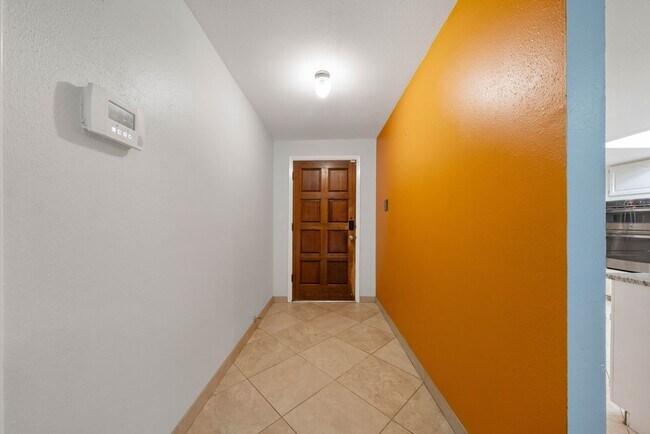 Building Photo - Stylish 3-Bed Home with Pool Access, Fenced Yard, and Garage — North Hills Village, San Antonio
