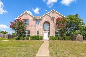 Building Photo - 512 Dogwood Trail