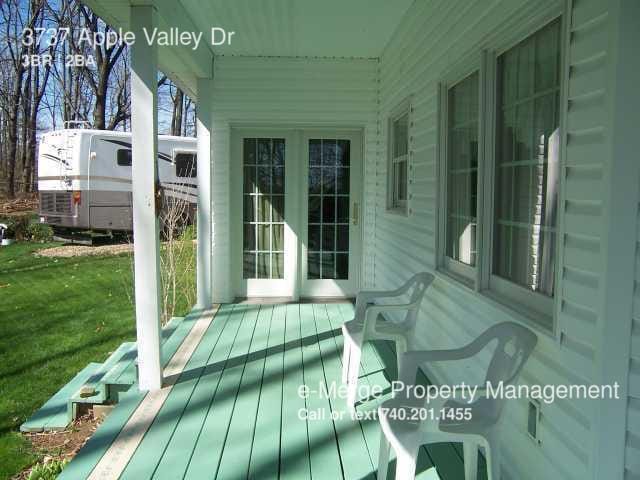 Building Photo - 3737 Apple Valley Dr