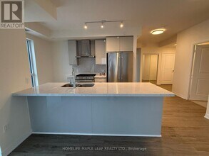 Building Photo - 15 Watergarden Dr