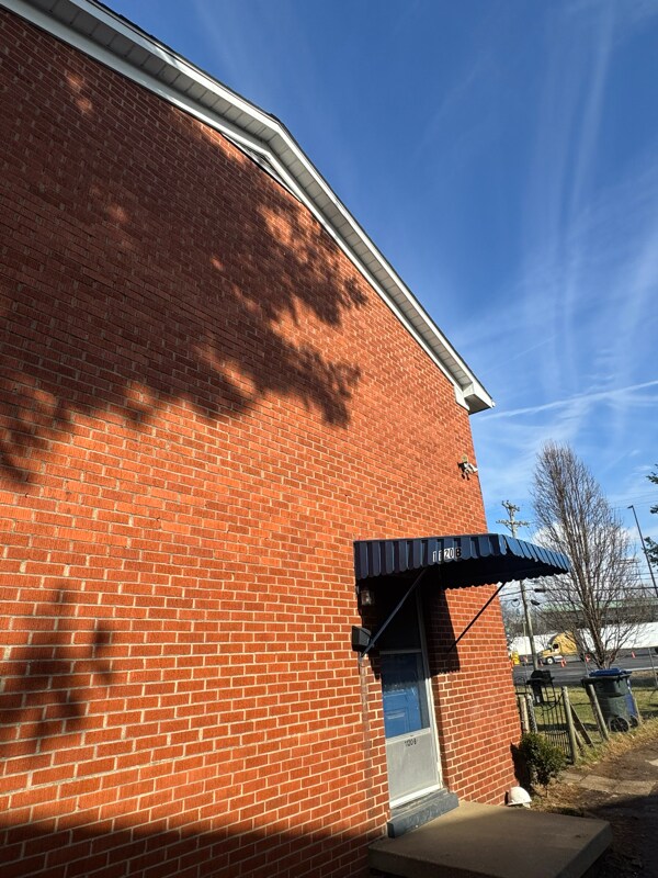 Building Photo - 1120 Kees Rd