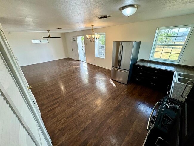 Building Photo - 5213 Tucker Hill Ln