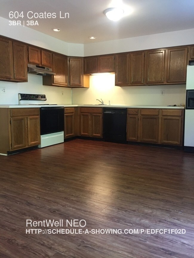 Building Photo - 604 Coates Ln