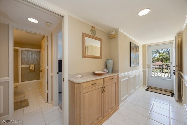 Foto del edificio - 5980 Amherst Dr