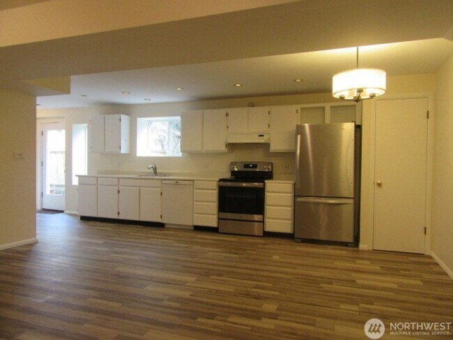 Foto del edificio - 2Bd/.75Ba Kirkland Condo
