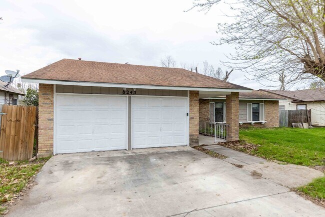 Foto del edificio - 8243 Lone Shadow Trail