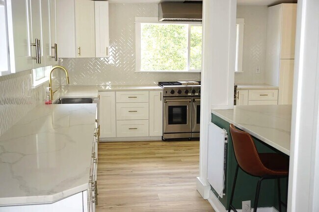 Building Photo - 45 Lodgepole Dr
