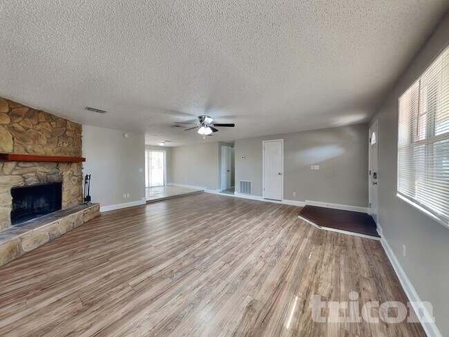 Foto del edificio - 1478 Pawnee St