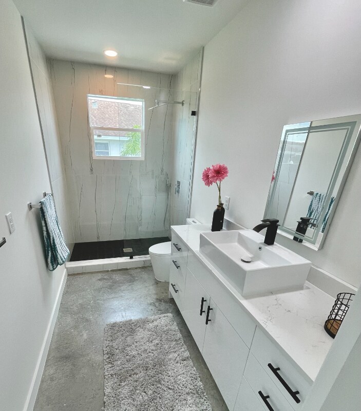 Foto principal - 508 NE 9th St
