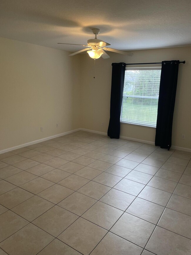 Foto del edificio - 3586 SW Conibear St