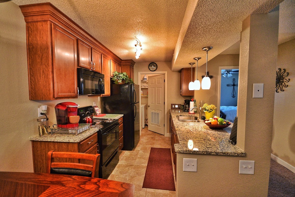 Nieman Square Apartments SHAWNEE, KS