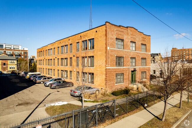 Foto del edificio - 434 W Alexandrine St