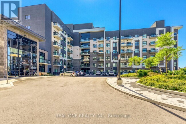 Photo du bâtiment - 102 Grovewood Common