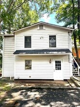 Building Photo - 143 Greenwood Dr