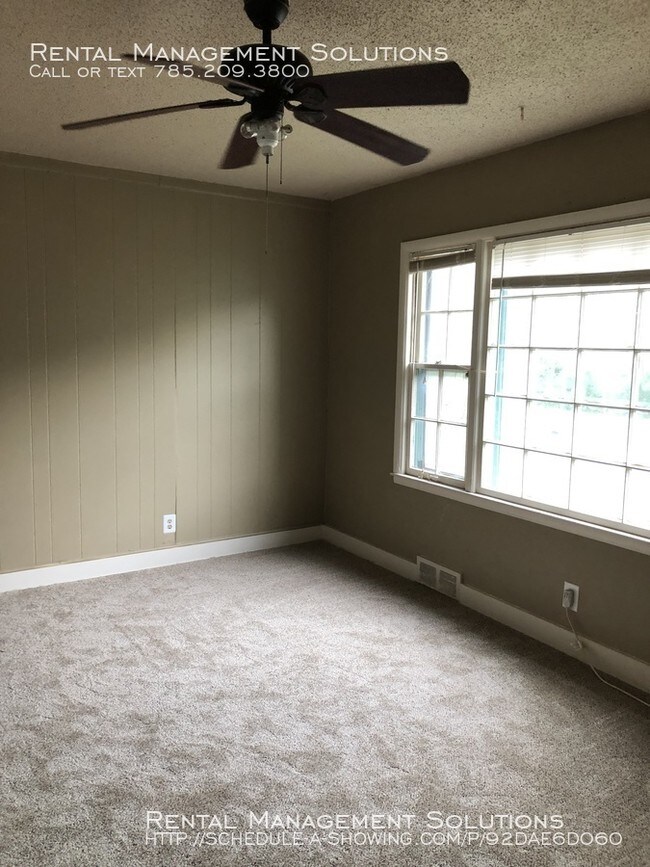 Building Photo - 1 BED/1 BATH