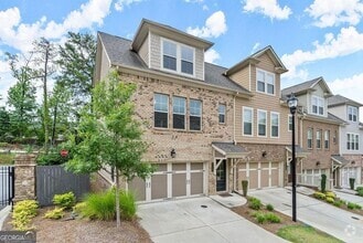 Building Photo - 2452 Coosa Vly