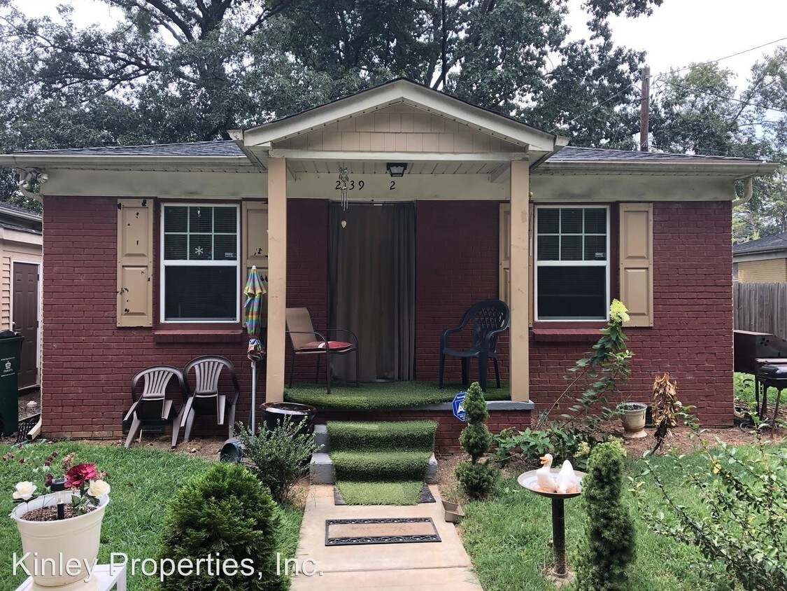 Primary Photo - 2139 Madrid St