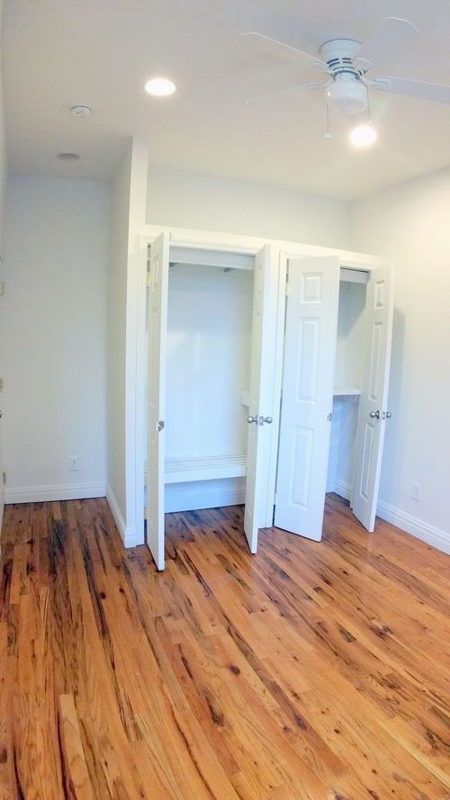 Building Photo - 301 W 151st St