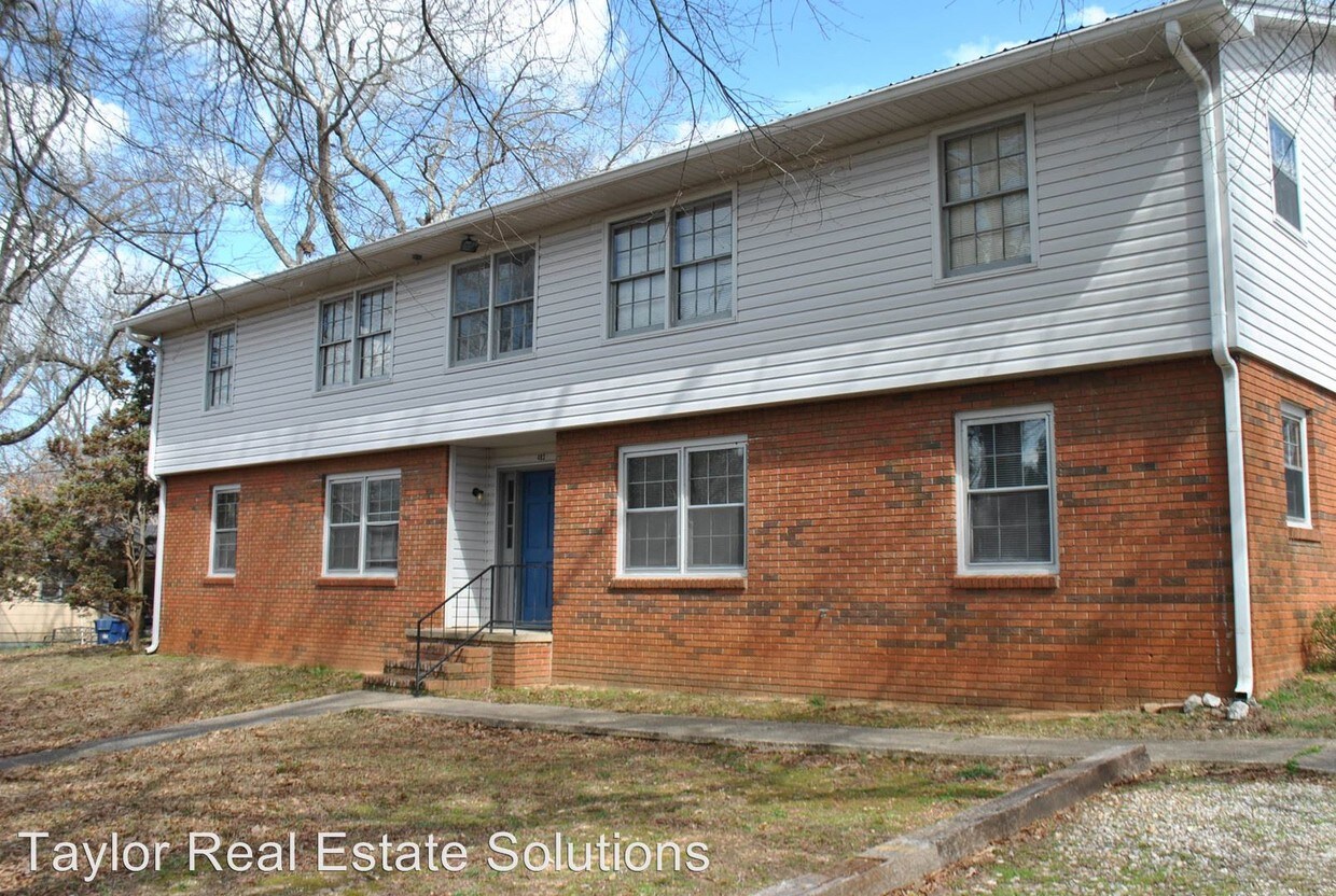 403 Oak Ave NW Unit 2, Jacksonville, AL 36265 Condo for Rent in