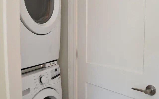 Foto del edificio - 7370 Rural Ave