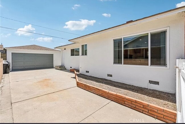 Foto del edificio - SFR-BIG, BRIGHT, BEAUTIFUL HOME