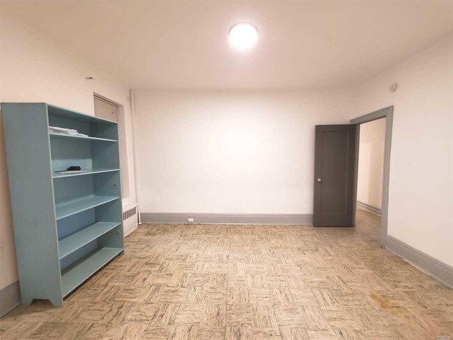 Foto del edificio - 969 E 14th St