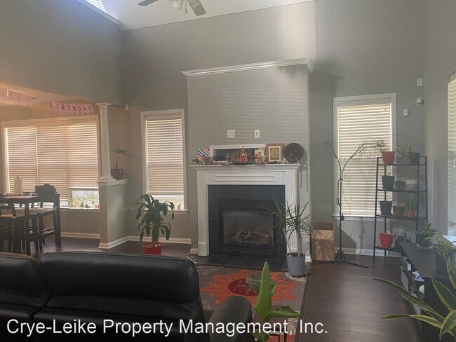 Building Photo - 3 br, 2.5 bath House - 1323 Island Ridge D...
