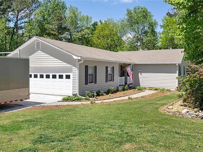 Building Photo - 14 Mill Ct