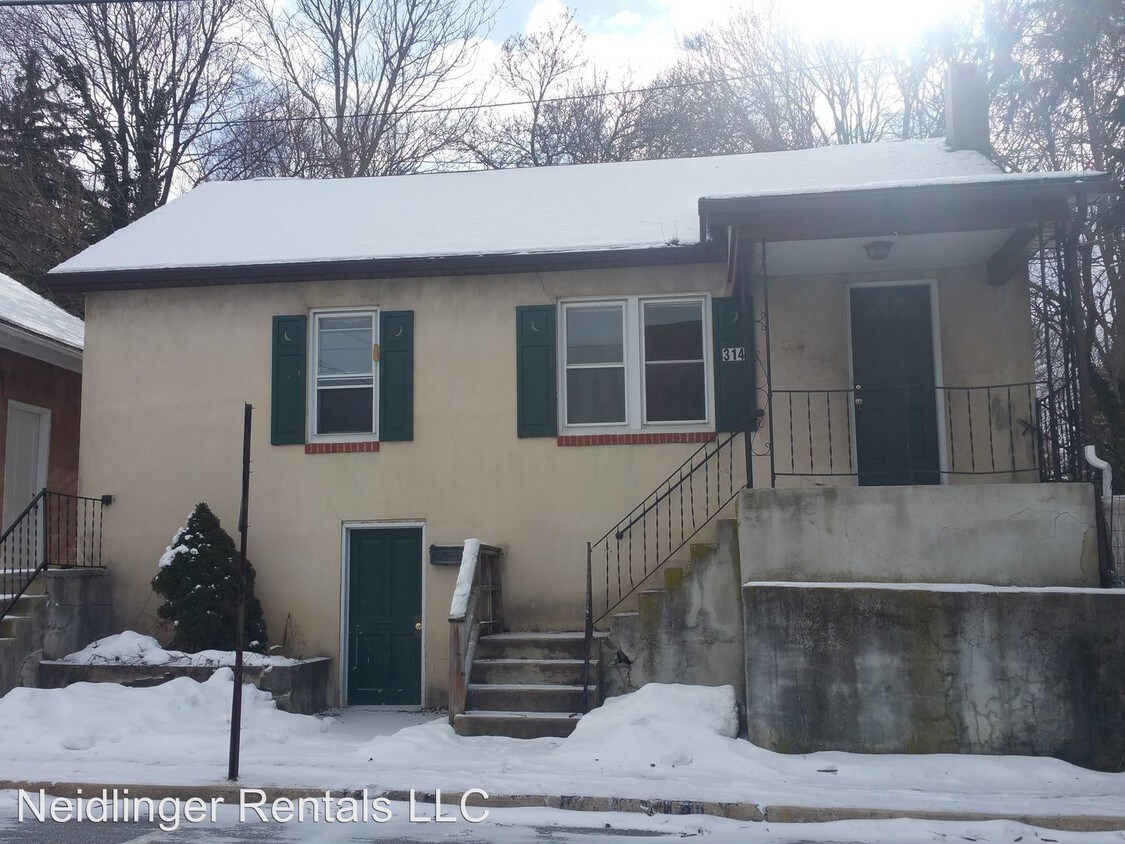 Primary Photo - 314 E Burd St
