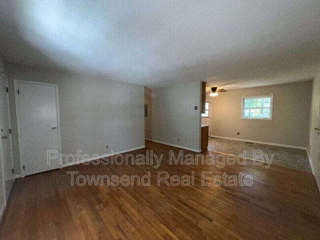 Foto del edificio - 2904 Collingwood St