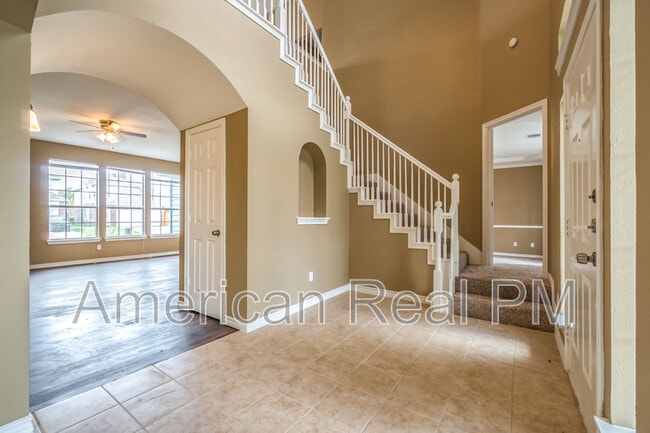 Building Photo - 401 Buffalo Creek Dr