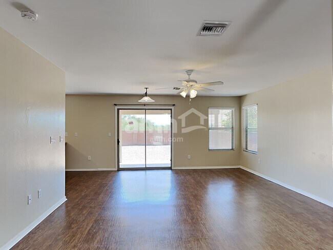 Foto del edificio - 18457 S Avenida Arroyo Seco