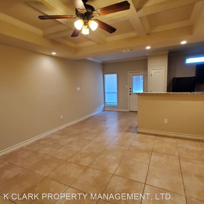 Foto del edificio - 3 br, 2.5 bath House - 6015 JAX WAY #103